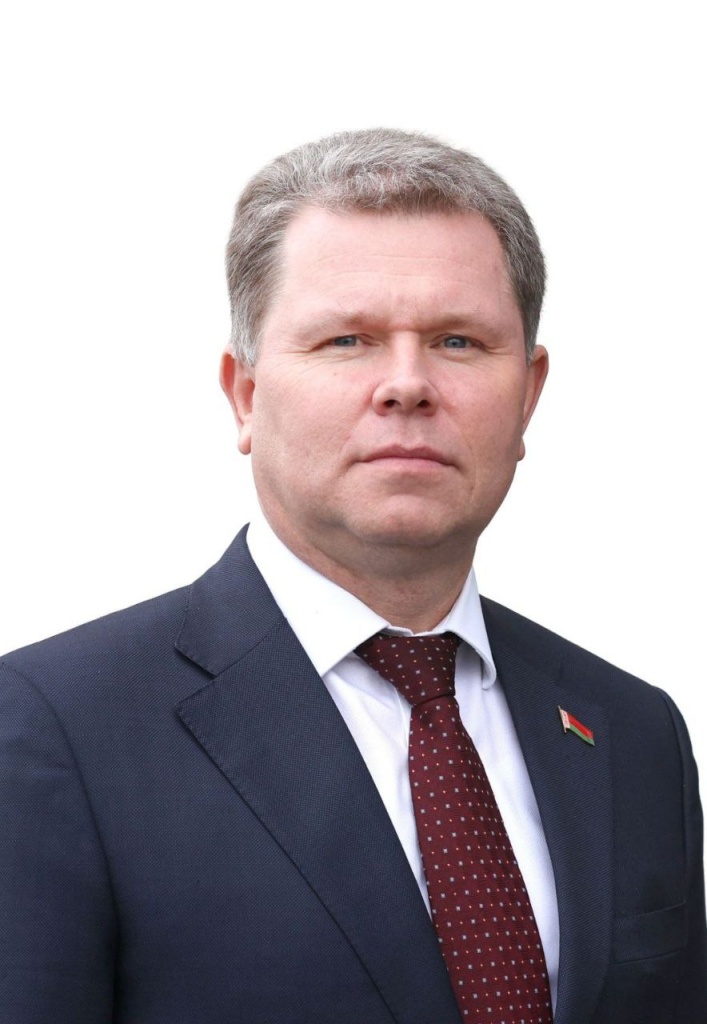 фото министра МАИС.jpg