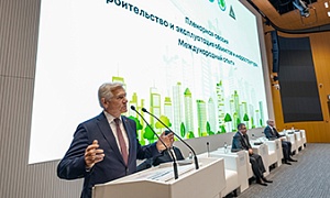 Строительство и ЖКХ в одном диалоге: два министра обсудили развитие отраслей в BELEXPO